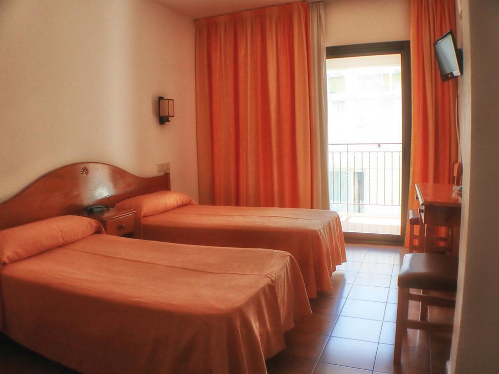 Hotel Parc روساس المظهر الخارجي الصورة
